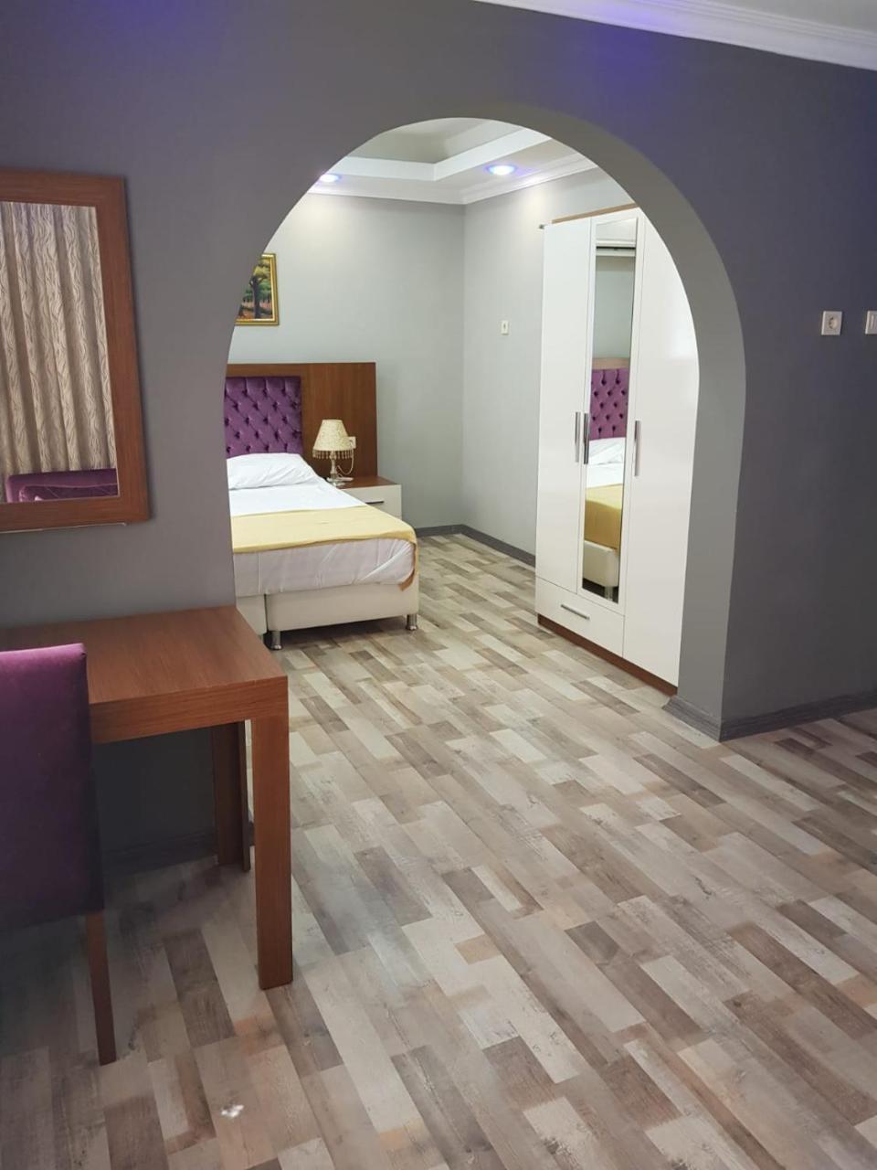 Eyfel Hotel イスタンブール エクステリア 写真